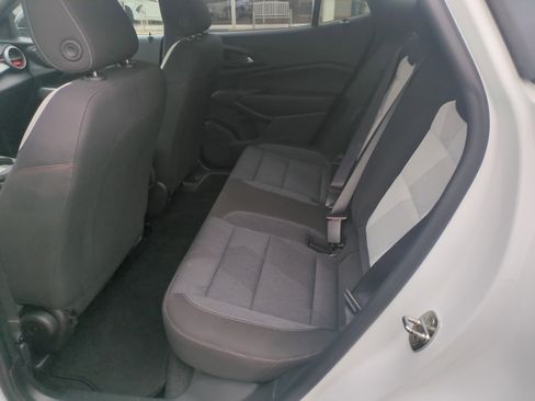 Used 2024 Chevrolet Trax RS w/ Driver Confidence Package FWD image 24
