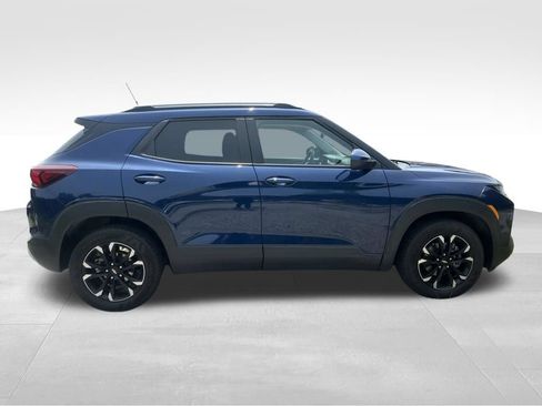 Used 2023 Chevrolet TrailBlazer LT FWD image 38