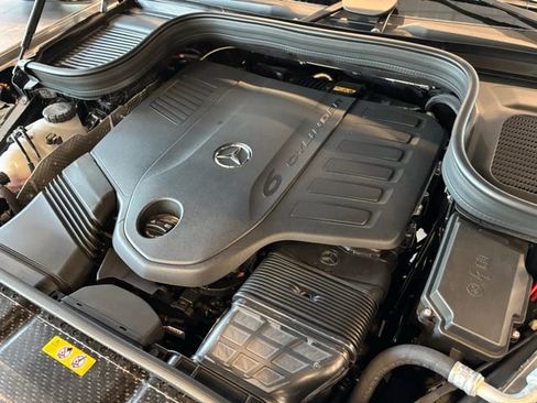 New 2026 Mercedes-Benz GLS 450 4MATIC image 34
