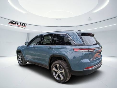 New 2026 Jeep Grand Cherokee Limited AWD/4WD image 5