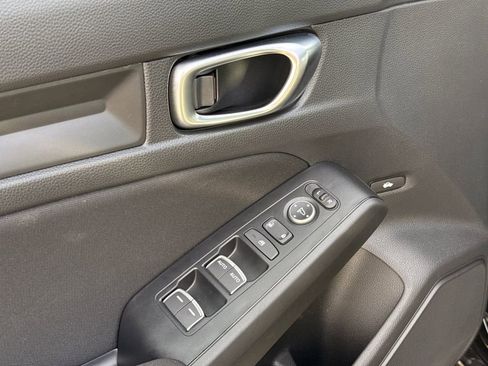 Used 2025 Honda Civic Sport image 22