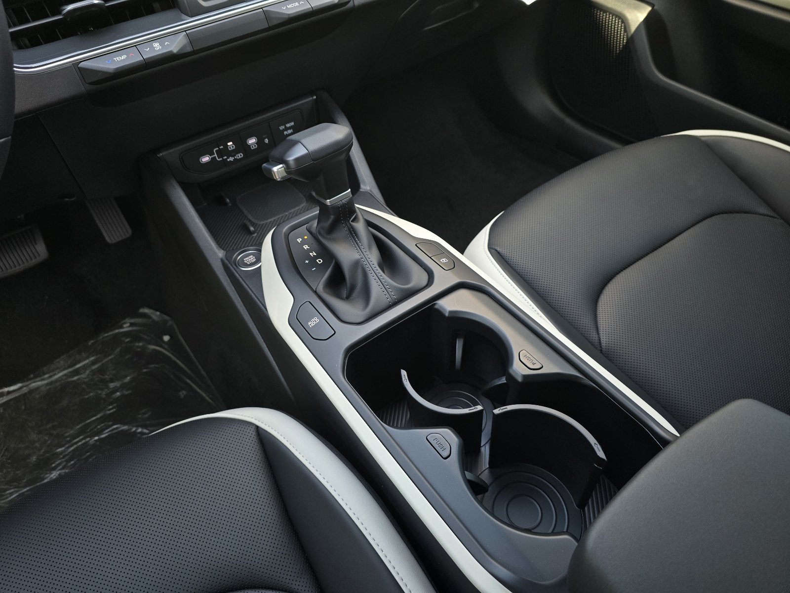 New 2026 Kia K4 GT-Line Turbo FWD image 9