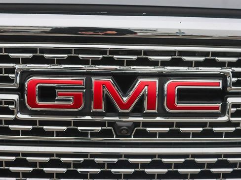 Used 2022 GMC Sierra 1500 Denali w/ Denali Reserve Package image 15