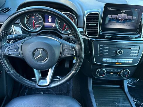 Used 2018 Mercedes-Benz GLE 350 4MATIC image 29