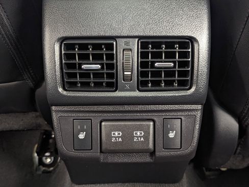 Used 2019 Subaru Outback 2.5i Limited w/ Popular Package #2 image 23