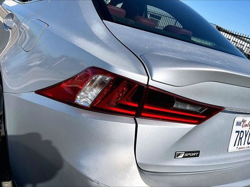 Used 2016 Lexus IS 200t Base image 28