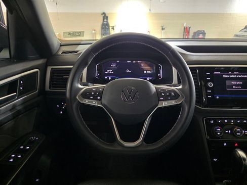 Used 2023 Volkswagen Atlas Cross Sport SE w/ Panoramic Sunroof Package AWD/4WD image 20