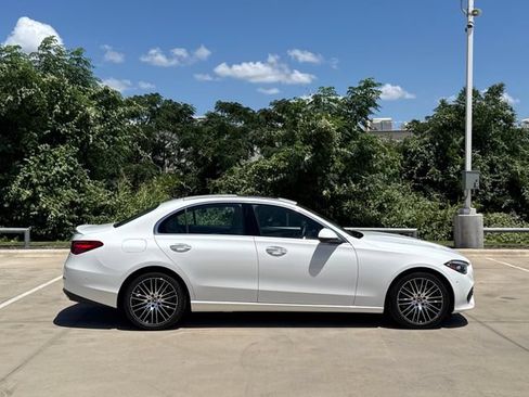 Used 2025 Mercedes-Benz C 300 Sedan image 7
