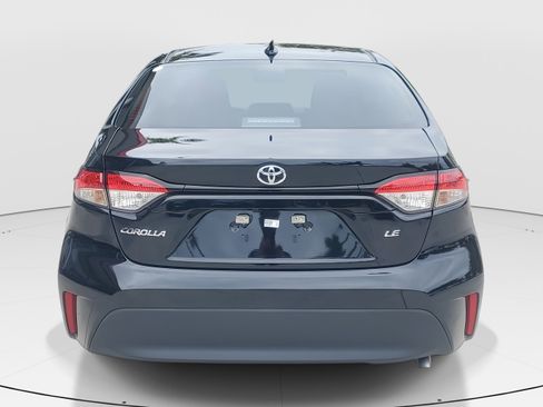 Certified 2024 Toyota Corolla LE FWD image 4