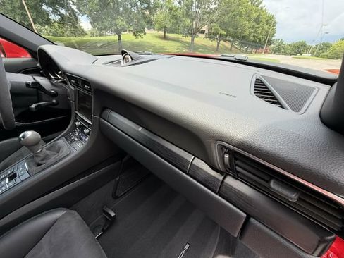 Used 2016 Porsche 911 Carrera GTS RWD image 55