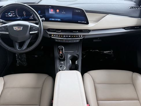 Used 2024 Cadillac XT4 Premium Luxury w/ Technology Package FWD image 2