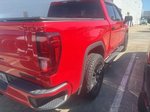 Used 2021 GMC Sierra 1500 Elevation image 3