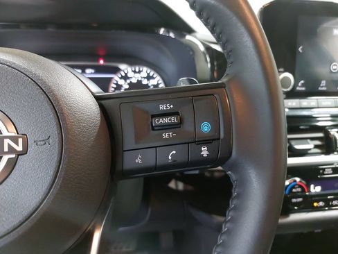 Certified 2024 Nissan Pathfinder SV AWD/4WD image 18