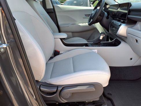 Used 2026 Hyundai Kona SEL Sport FWD image 11