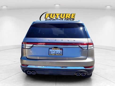 Certified 2020 Lincoln Aviator Reserve w/ Equipment Group 202A AWD/4WD image 5
