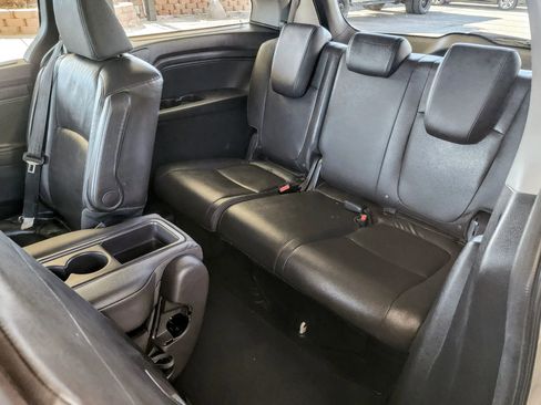 Used 2018 Honda Odyssey EX-L image 18