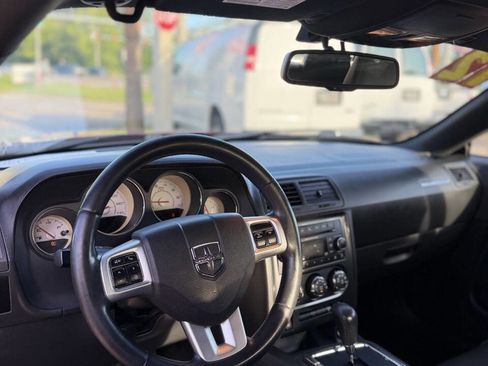 Used 2012 Dodge Challenger SXT Plus RWD image 20