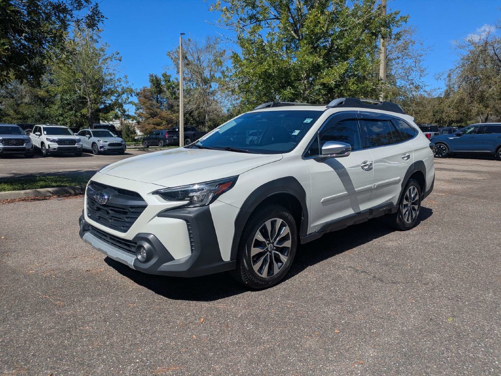 Used 2025 Subaru Outback Touring XT AWD/4WD image 8