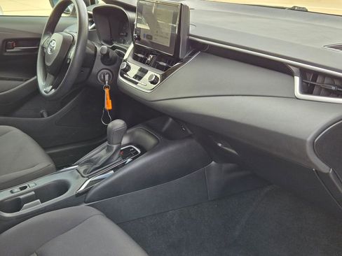 Used 2024 Toyota Corolla LE FWD image 25