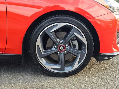 Used 2021 Hyundai Veloster Turbo image 13