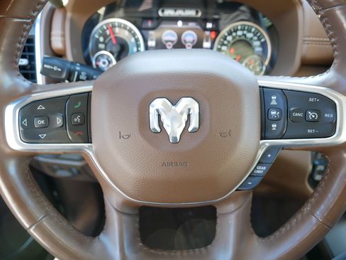 Certified 2021 RAM 1500 Laramie image 25