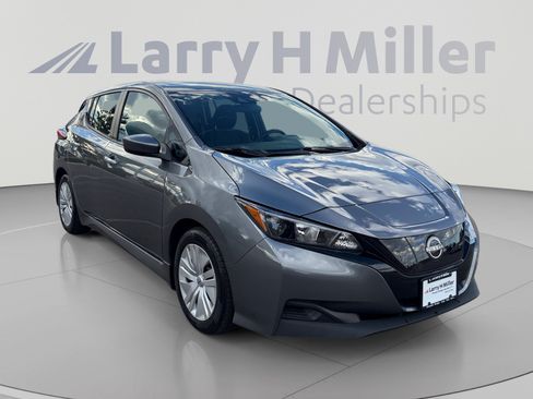 Used 2025 Nissan Leaf S FWD image 8