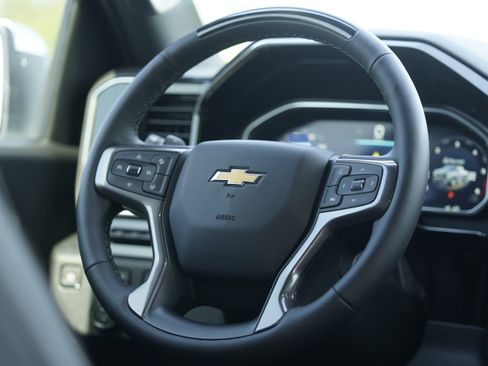 New 2026 Chevrolet Silverado 1500 High Country w/ High Country Premium Package AWD/4WD image 20