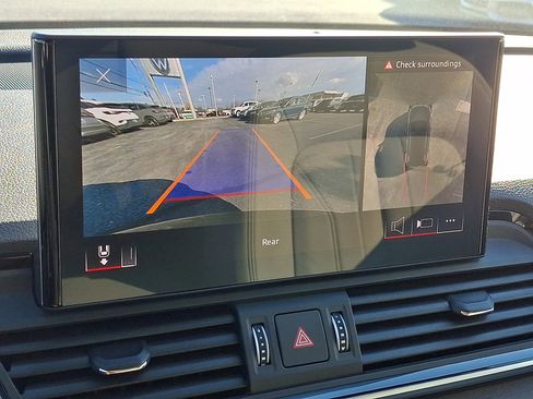 Used 2022 Audi Q5 2.0T Premium Plus image 18