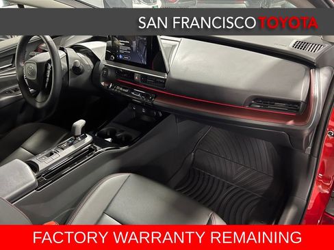 Certified 2026 Toyota Prius Plug-In Hybrid image 22