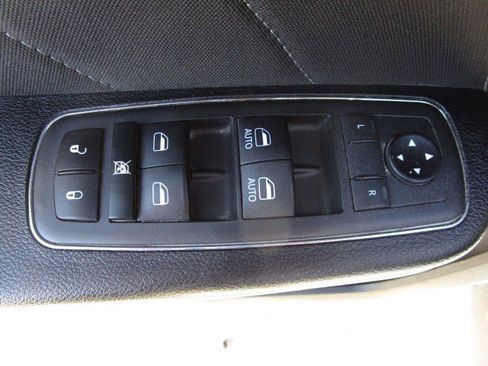 Used 2020 Dodge Charger R/T w/ Performance Handling Group image 11