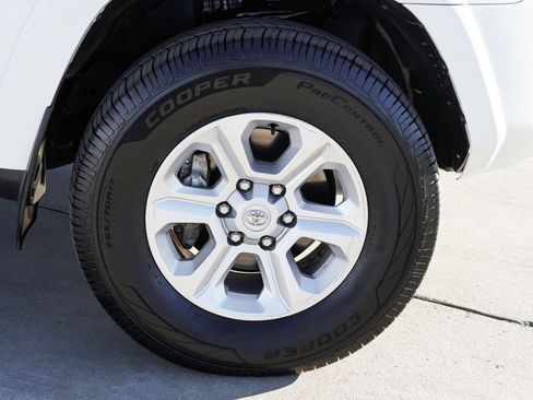 Certified 2024 Toyota 4Runner SR5 image 10