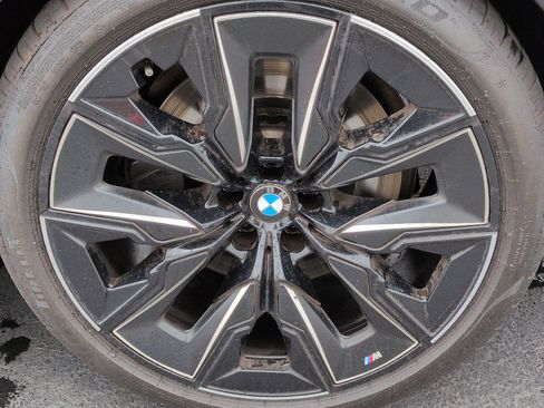 Used 2026 BMW 740i w/ Premium Package RWD image 13