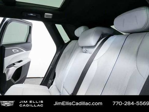 New 2026 Cadillac Lyriq Premium Luxury image 19