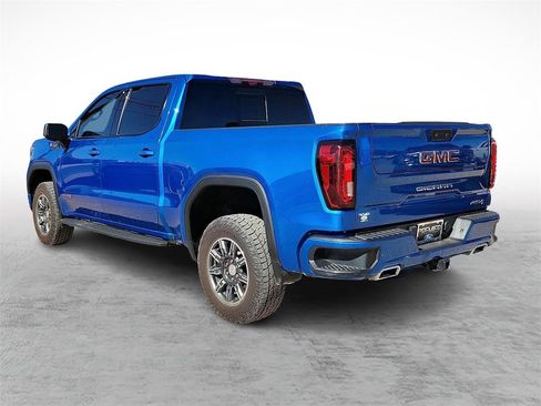 Used 2024 GMC Sierra 1500 AT4 w/ Technology Package image 7
