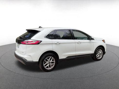 Used 2024 Ford Edge SEL AWD/4WD image 14