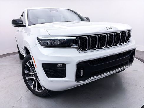 Used 2023 Jeep Grand Cherokee Overland AWD/4WD image 18