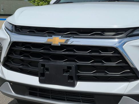 Used 2025 Chevrolet Blazer LT AWD/4WD image 38