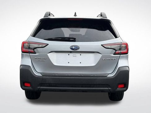Used 2024 Subaru Outback Premium AWD/4WD image 8