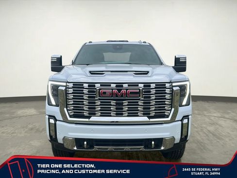 New 2026 GMC Sierra 2500 Denali w/ Denali Reserve Package AWD/4WD image 9