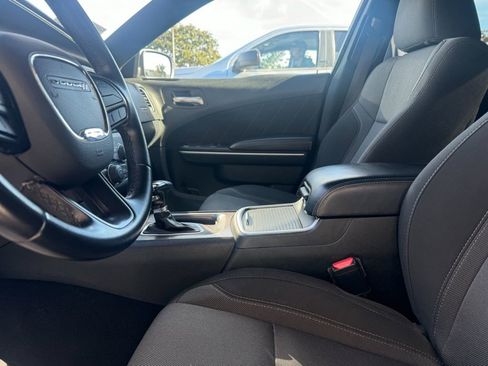 Used 2022 Dodge Charger SXT image 13