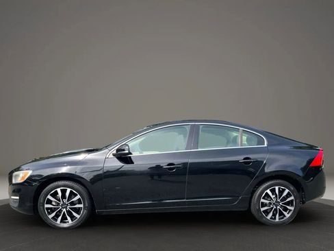 Used 2015 Volvo S60 T5 Premier image 8
