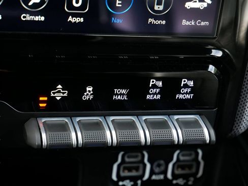 Used 2021 RAM 1500 Limited AWD/4WD image 25