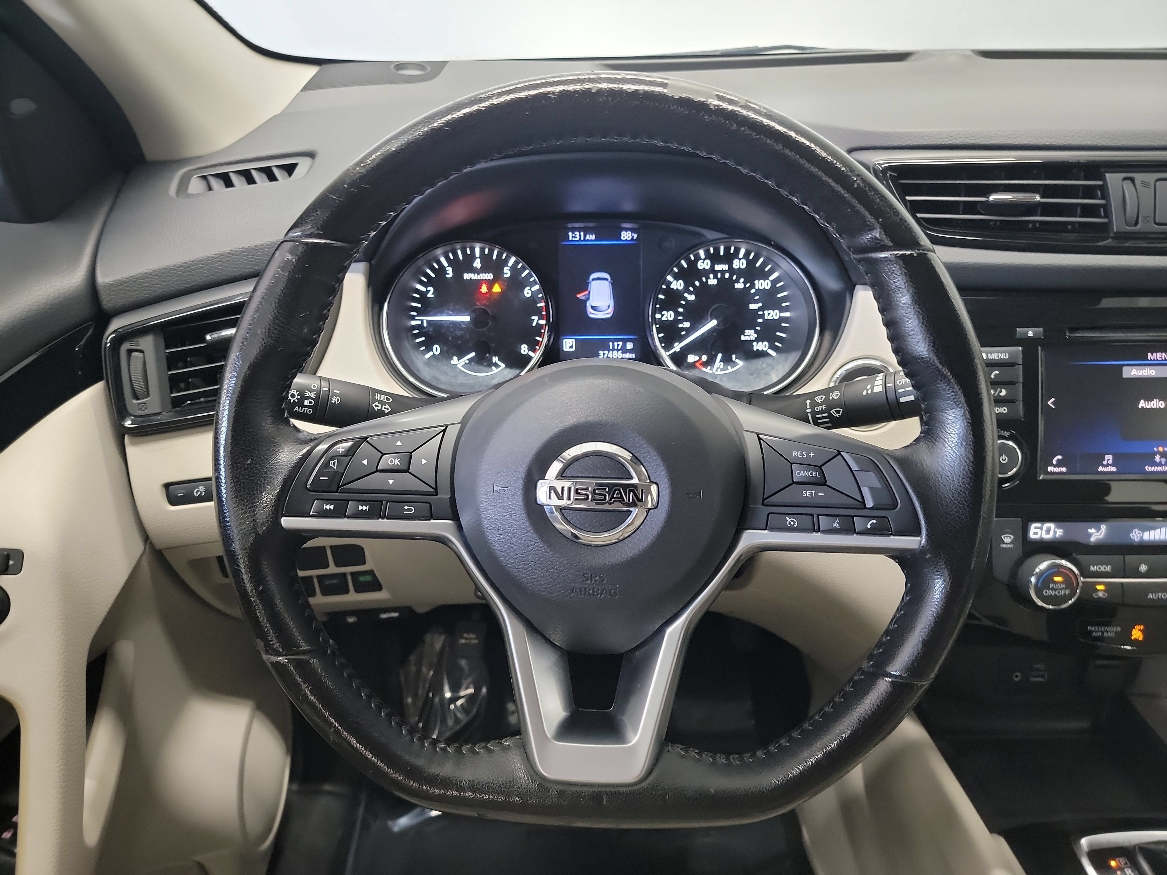 Used 2020 Nissan Rogue Sport SV w/ All-Weather Package FWD image 17