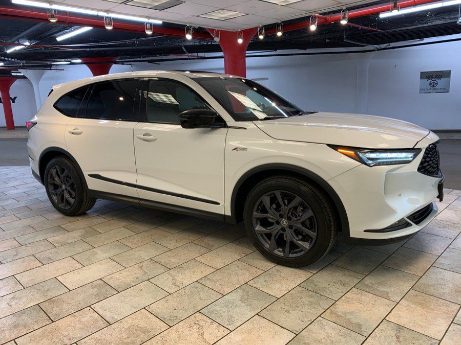 Used 2023 Acura MDX A-Spec AWD/4WD image 9