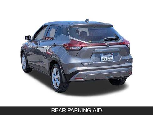 Used 2023 Nissan Kicks S FWD image 7