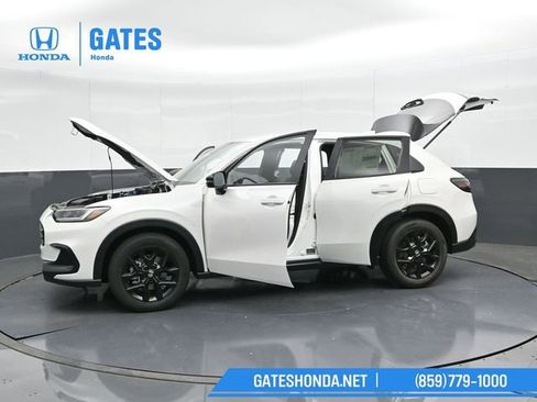 Used 2025 Honda HR-V Sport image 51