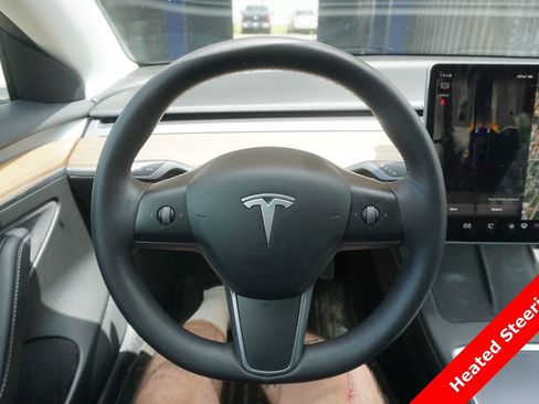 Used 2022 Tesla Model 3 Long Range AWD/4WD image 3