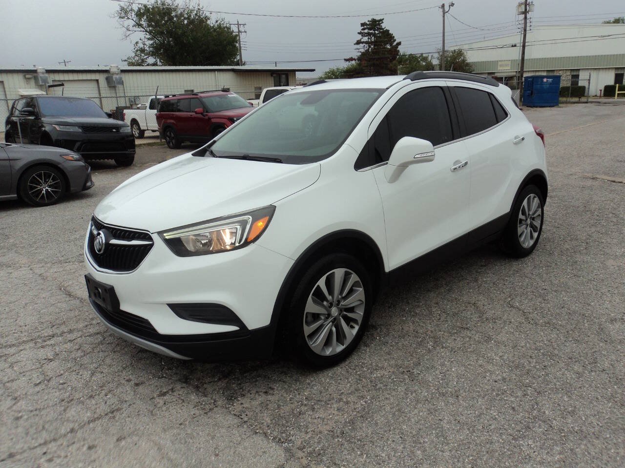 Used 2019 Buick Encore Preferred FWD image 1