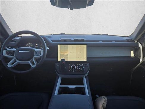 New 2026 Land Rover Defender 110 X-Dynamic SE image 15
