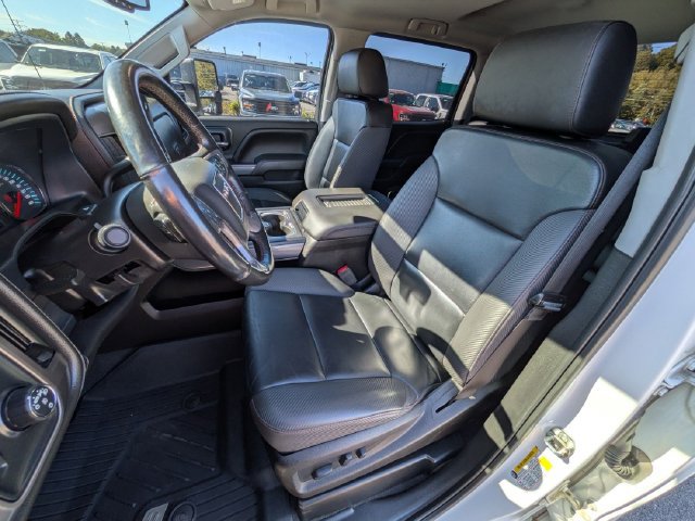 Used 2019 GMC Sierra 2500 SLT w/ Duramax Plus Package AWD/4WD image 7